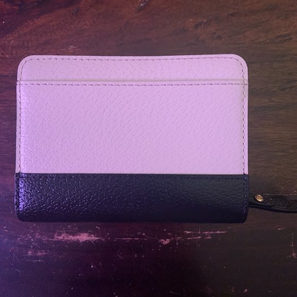 Kate Spade Medium Wallet - Picture 2 of 4